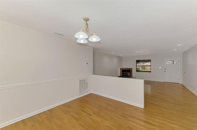 4136 WAKE AVENUE, Sarasota, FL 34241