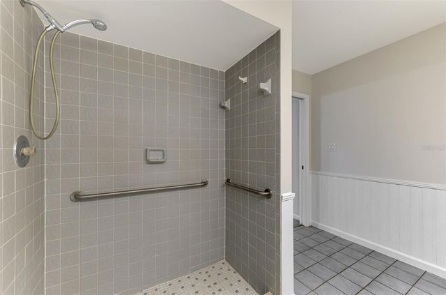 4136 WAKE AVENUE, Sarasota, FL 34241