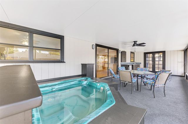 4136 WAKE AVENUE, Sarasota, FL 34241