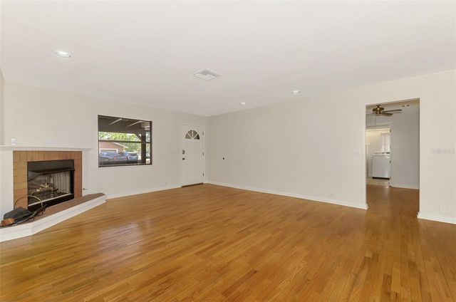 4136 WAKE AVENUE, Sarasota, FL 34241