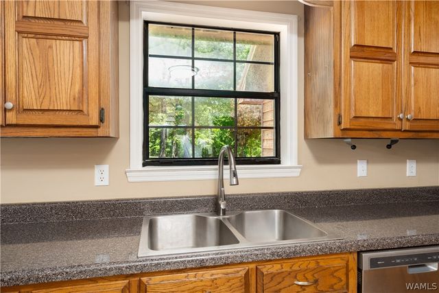 7829 Bankhead, Dora, AL 35062