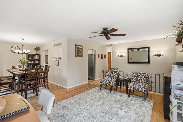 1110 W 72nd Circle, Merrillville, IN 46410