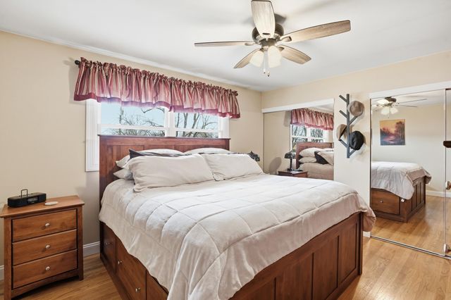 1110 W 72nd Circle, Merrillville, IN 46410