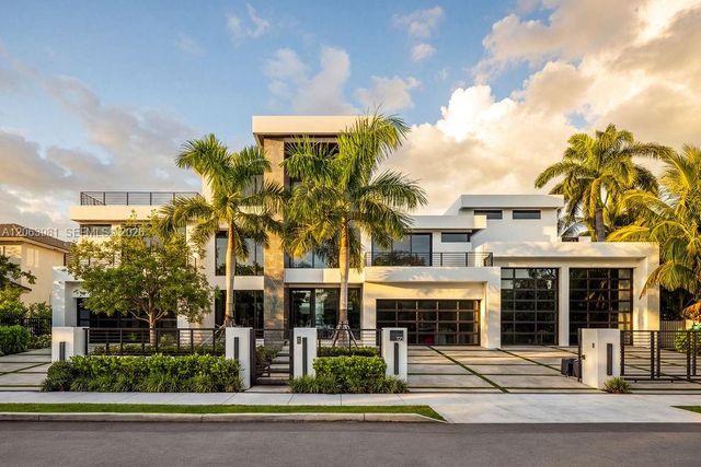 725 Poinciana Drive, Fort Lauderdale, FL 33301