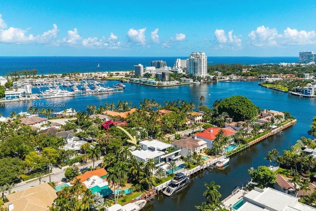 725 Poinciana Drive, Fort Lauderdale, FL 33301