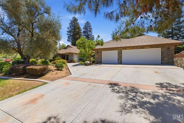 15125 San Domingo Place, Bakersfield, CA 93306