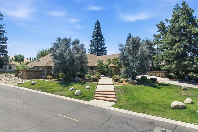 15125 San Domingo Place, Bakersfield, CA 93306