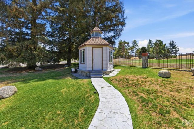 15125 San Domingo Place, Bakersfield, CA 93306