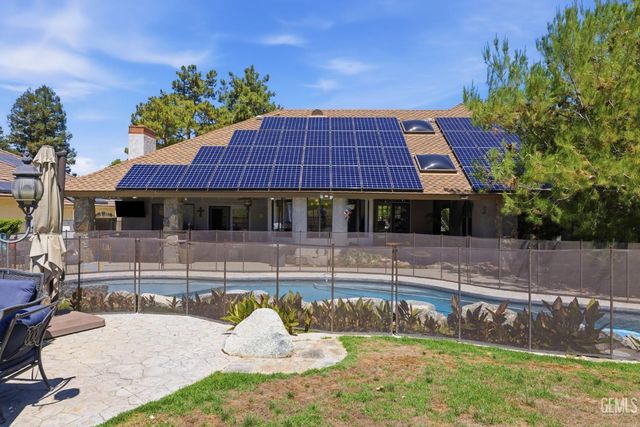 15125 San Domingo Place, Bakersfield, CA 93306