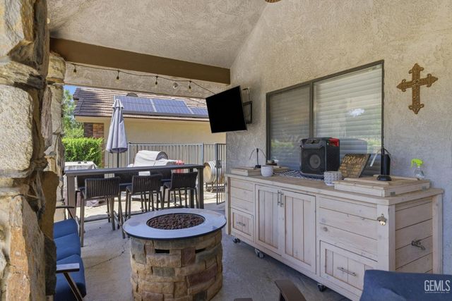 15125 San Domingo Place, Bakersfield, CA 93306