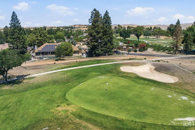 15125 San Domingo Place, Bakersfield, CA 93306