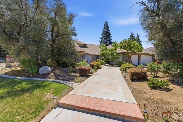 15125 San Domingo Place, Bakersfield, CA 93306
