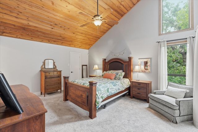 122 Brookdale Drive, Highland Village, TX 75077