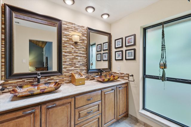 122 Brookdale Drive, Highland Village, TX 75077