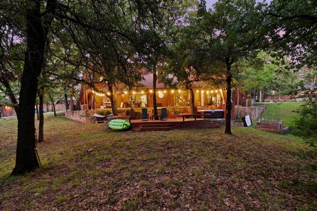 122 Brookdale Drive, Highland Village, TX 75077