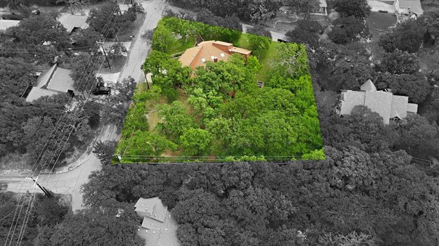 122 Brookdale Drive, Highland Village, TX 75077