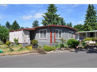 1475 GREEN ACRES Rd 34, Eugene, OR 97408