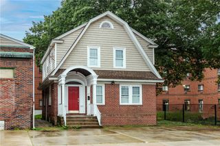457 Douglas Avenue, Providence, RI 02908