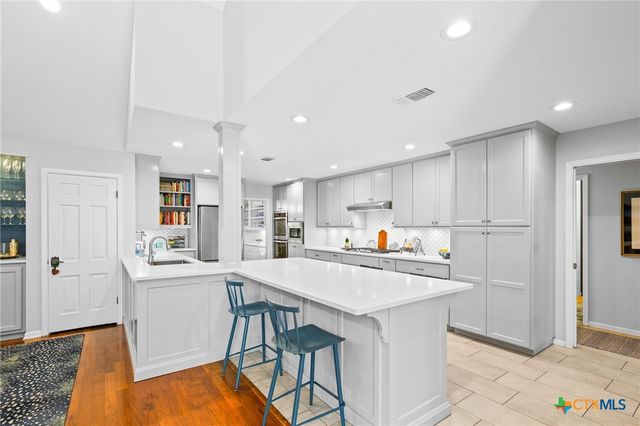 407 Pasadena Drive, Victoria, TX 77904