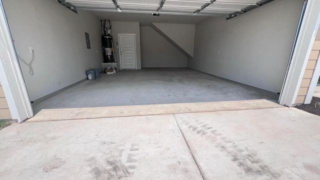 5224 Lomasso DR, Austin, TX 78747