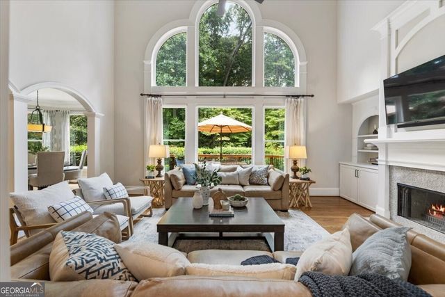 555 Treyburn View, Milton, GA 30004