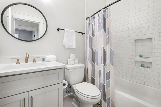 208 N 9th St Apt 3, Nashville, TN 37206