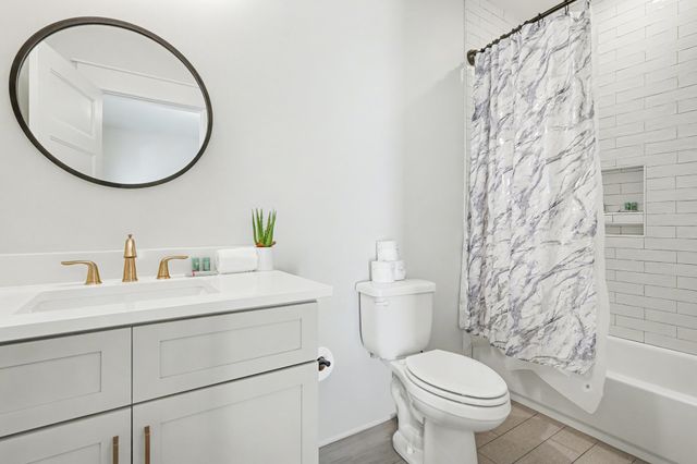 208 N 9th St Apt 3, Nashville, TN 37206