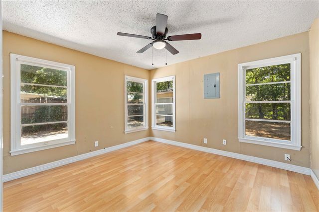 2204 Berkley Street, Brownwood, TX 76801