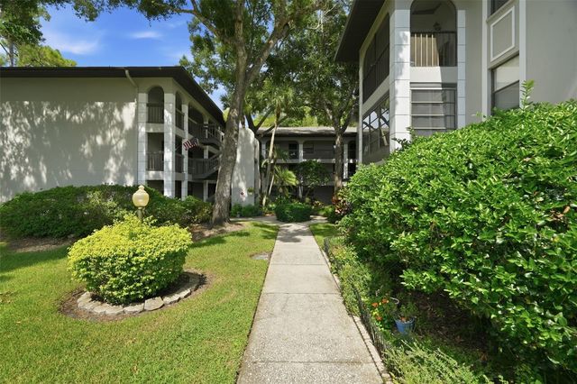 3399 MERMOOR DRIVE 105, Palm Harbor, FL 34685