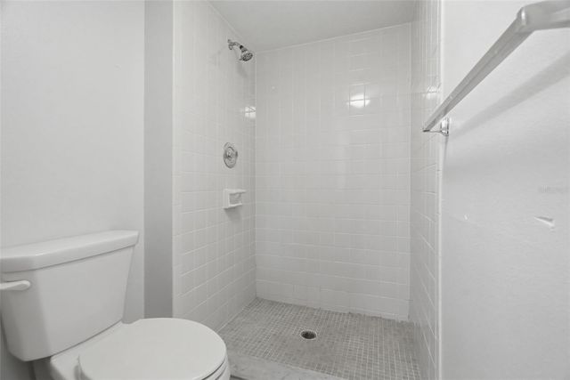 3399 MERMOOR DRIVE 105, Palm Harbor, FL 34685