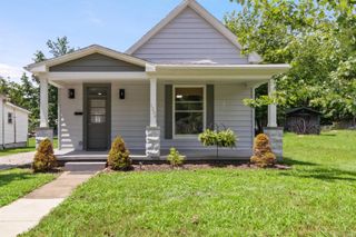 1206 N Third Street, Boonville, IN 47601