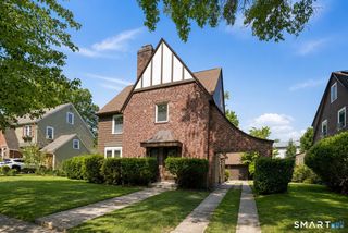 210 Colony Road, New Haven, CT 06511