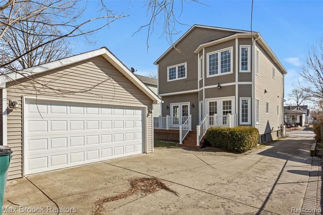 1489 Holland Street, Birmingham, MI 48009