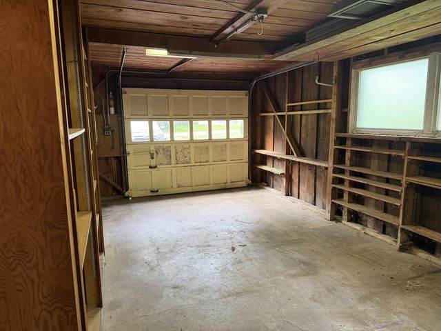 8334 N Poplar DRIVE, Fox Point, WI 53217
