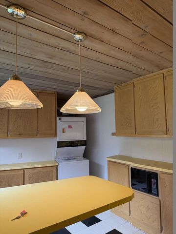 8334 N Poplar DRIVE, Fox Point, WI 53217