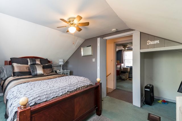 1111 N Berwick Boulevard, Waukegan, IL 60085