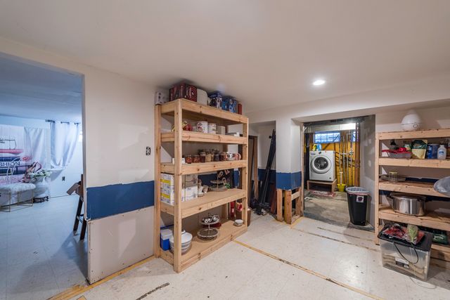 1111 N Berwick Boulevard, Waukegan, IL 60085
