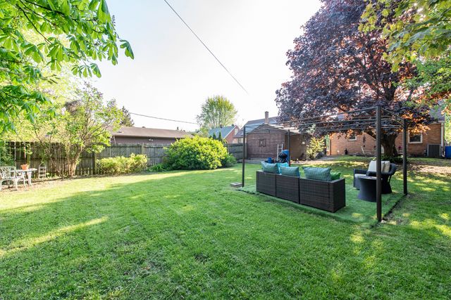 1111 N Berwick Boulevard, Waukegan, IL 60085