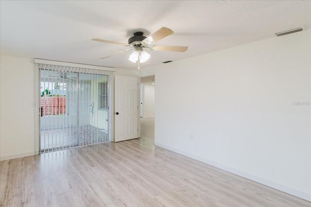 2704 LAWN PLACE, Holiday, FL 34691