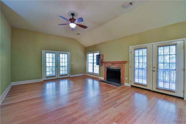 15986 Riverbend, Moundville, AL 35474