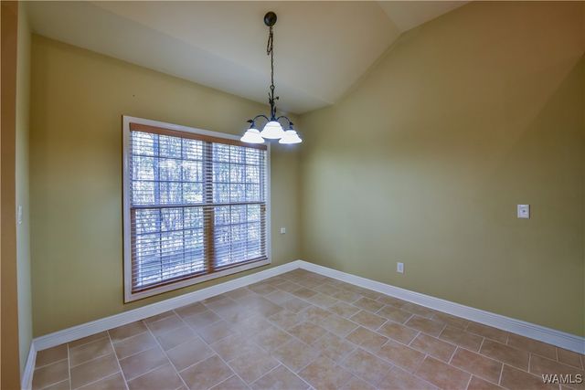 15986 Riverbend, Moundville, AL 35474