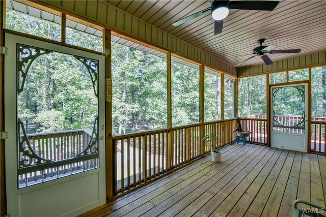 15986 Riverbend, Moundville, AL 35474