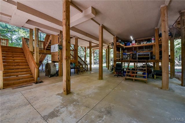 15986 Riverbend, Moundville, AL 35474