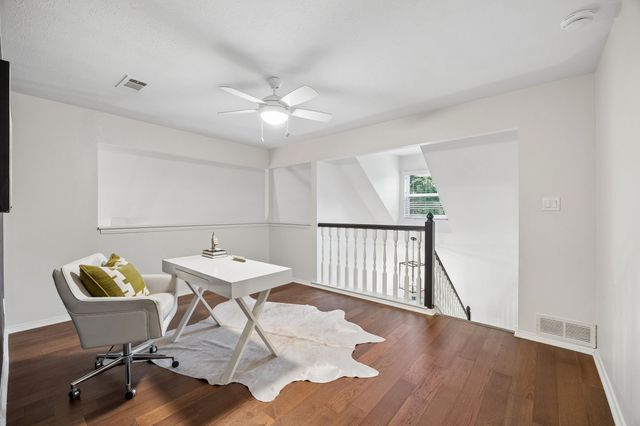 7704 Lemmonwood Drive, Dallas, TX 75231