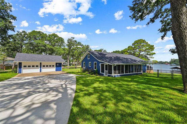 128 Ocean Drive, Gun Barrel City, TX 75156