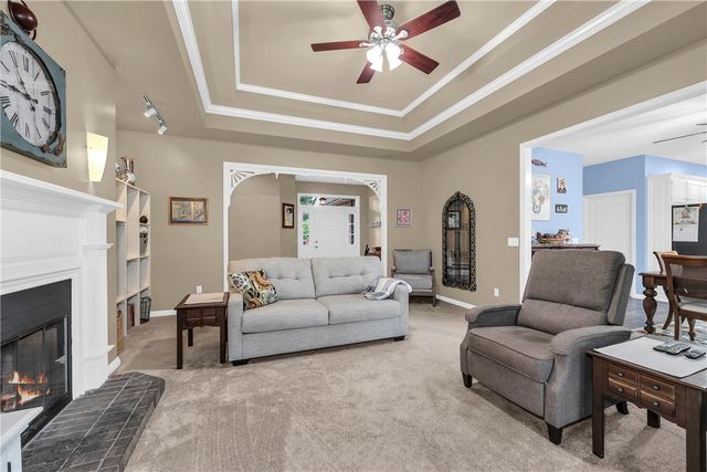 29 Ivy Circle, Bentonville, AR 72712