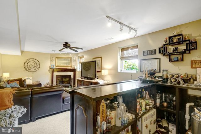 2616 18TH ST S, Arlington, VA 22204