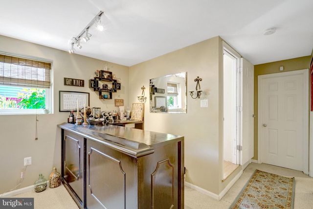 2616 18TH ST S, Arlington, VA 22204