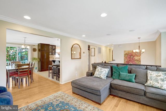 2616 18TH ST S, Arlington, VA 22204