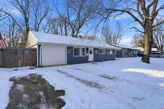 1860 Churchill Road, Franklin, IN 46131